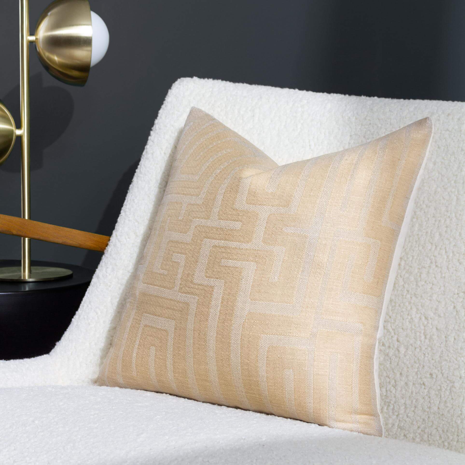 LAUDER 45X45 FEATHER CUSHION BLACK - Tofu