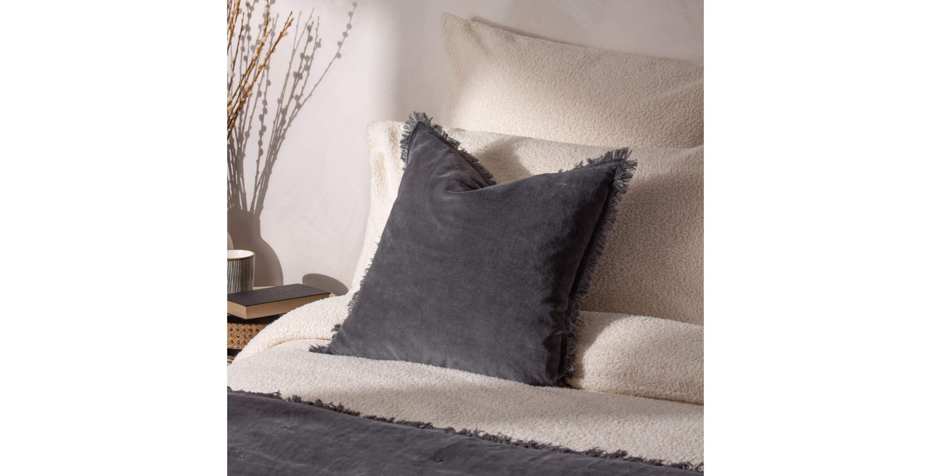 Velvet Cushion main image 1