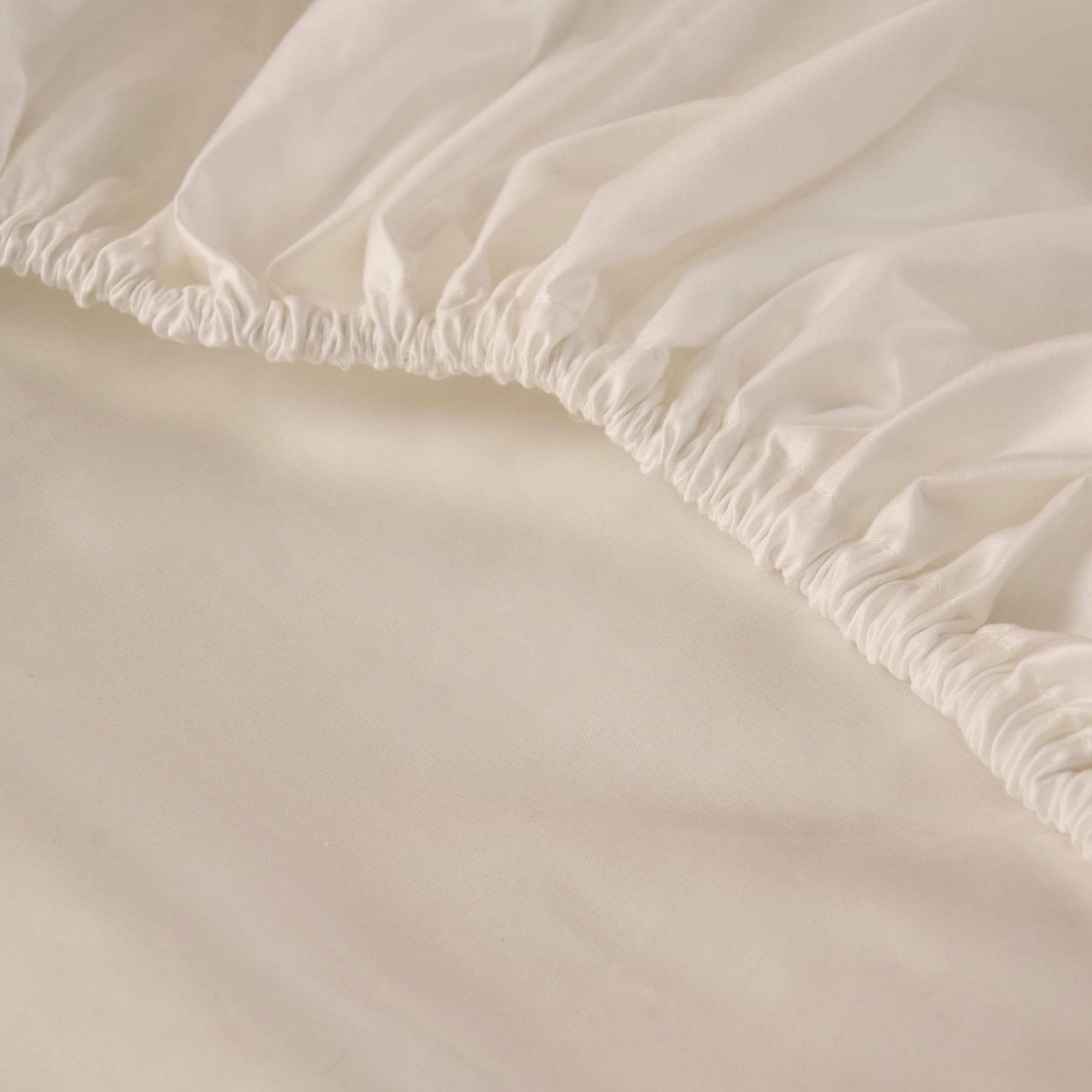 Kensington Extra Deep Fitted Sheet - Super King