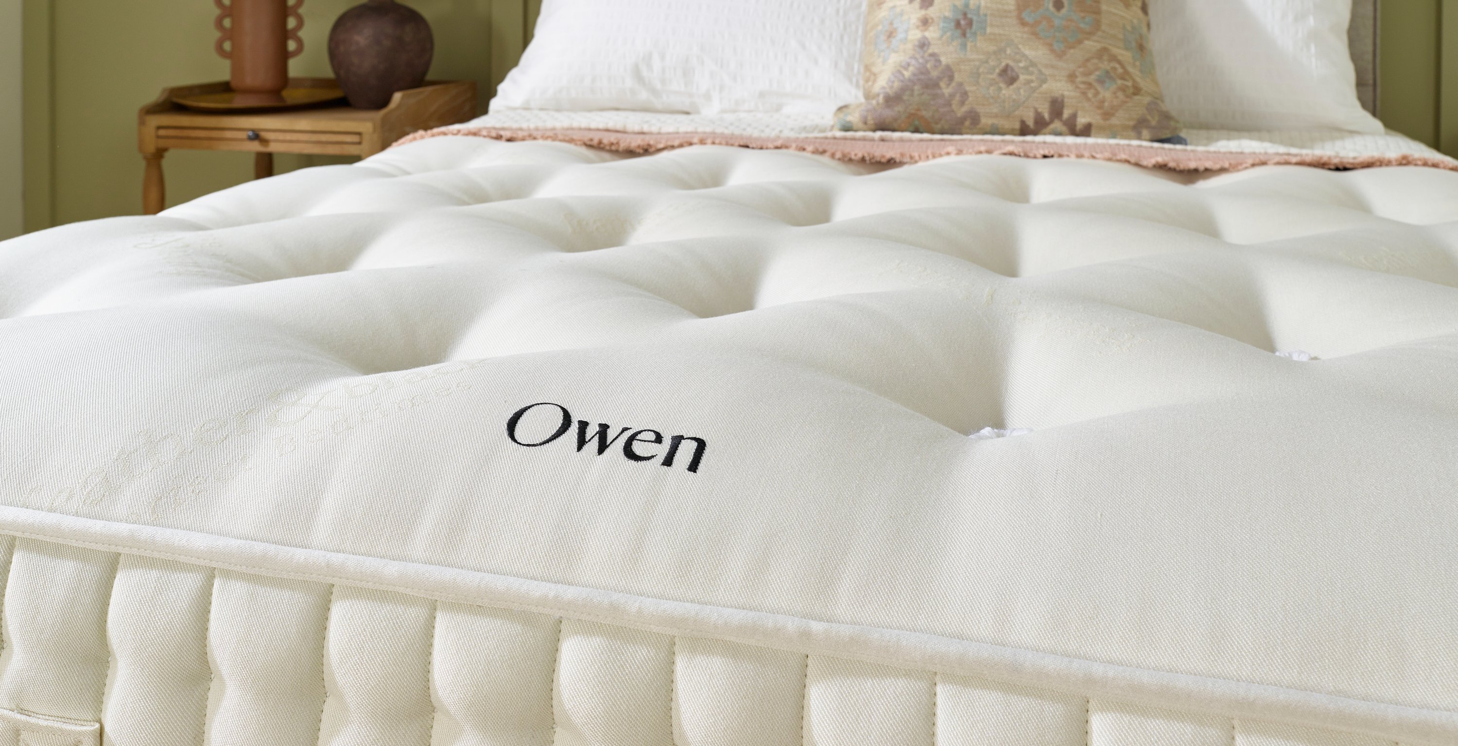 feather and black owen mattress reviews